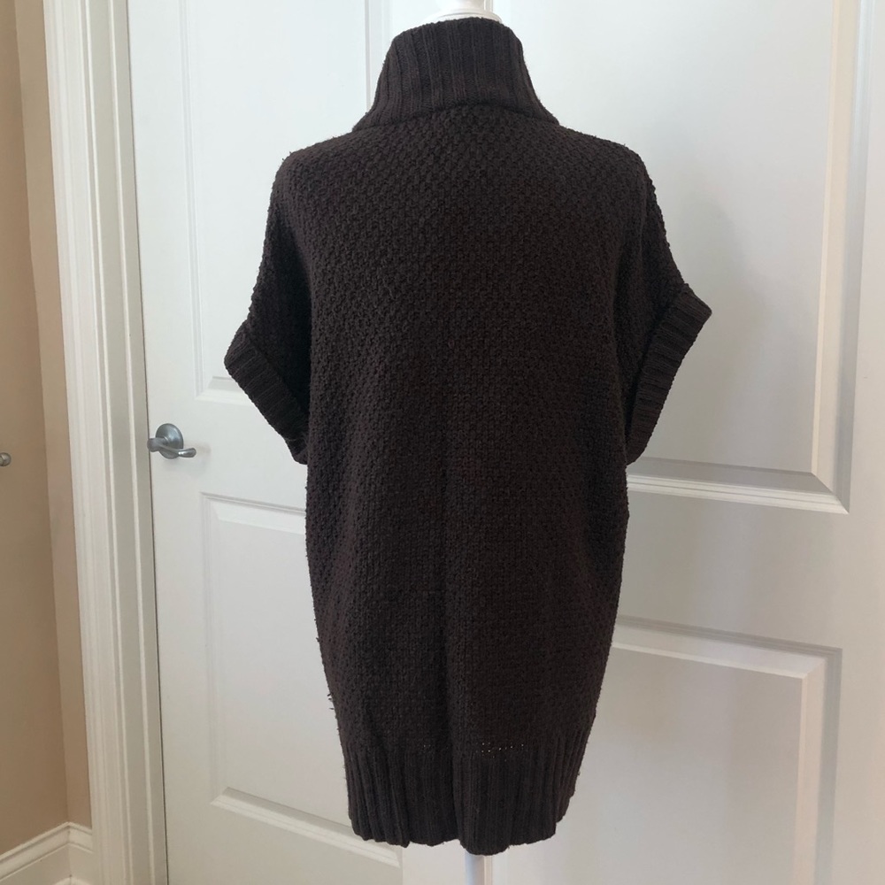 Eddie Bauer Cable Knit Sweater - Picture 2 of 4